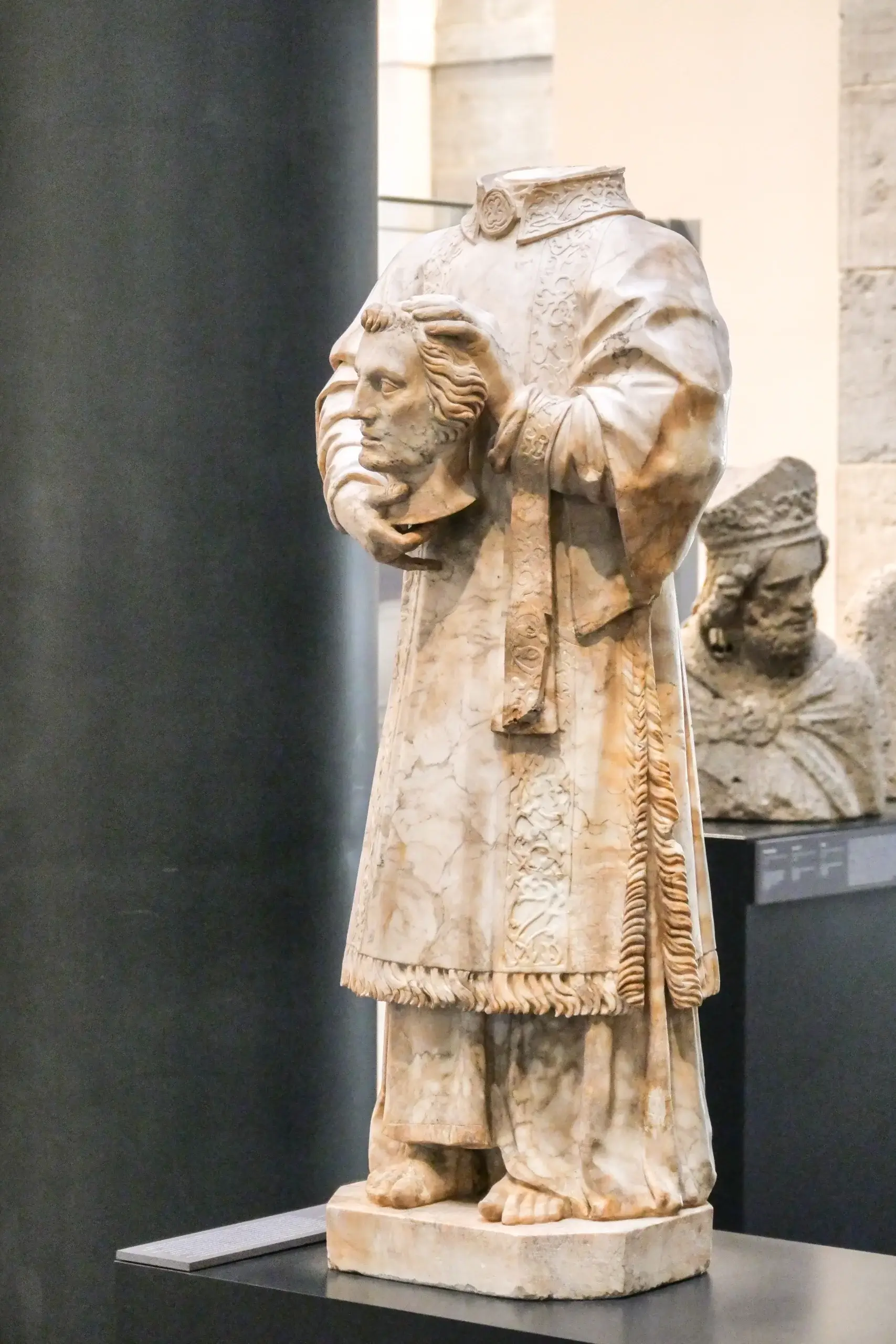 La tête sur les épaules